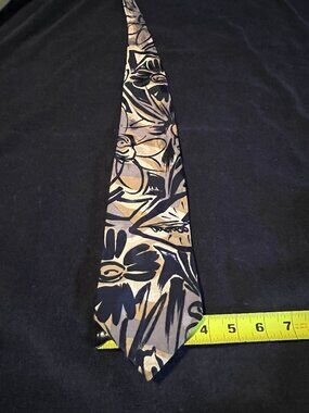 100% SILK MEN'S NECKTIE CARMEL-BY-THE-SEA